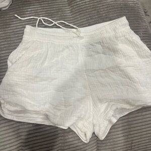 Women's White Linen Shorts